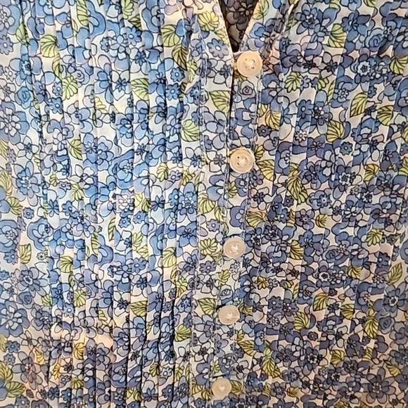 Cute capped sleeve tunic - Picture 4 of 5